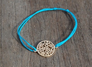 Circle with Flowers gold plated 15mm