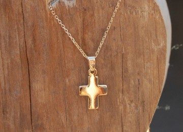 Necklace Croix gold plated 15x10mm
