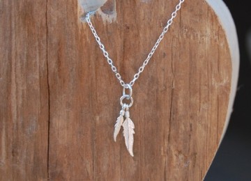 Two small feathers 10 and 20 mm full silver